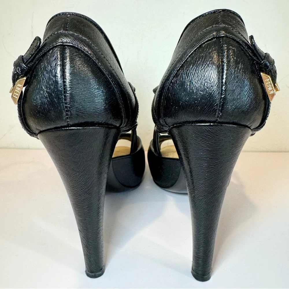 Fendi Black Leather Peep Toe D’Orsay Pumps W Gold Buckle Accents, Size 39